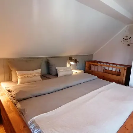 Haus Sandstein Glueck Biedermann Apartamento