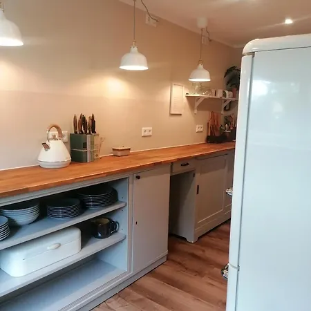 Apartment Haus Sandstein Glück Biedermann