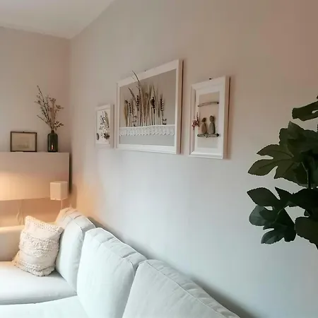 Apartment Haus Sandstein Glück Biedermann *
