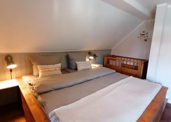 Haus Sandstein Glück Biedermann Apartment