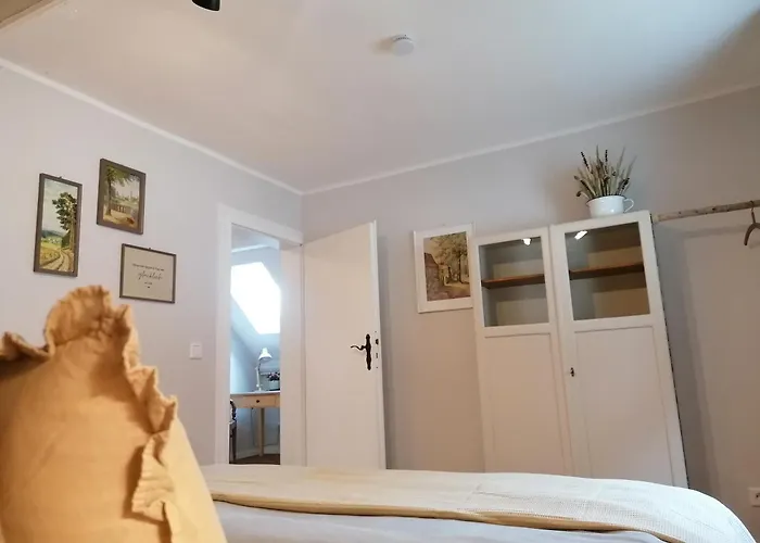 Haus Sandstein Glück Biedermann