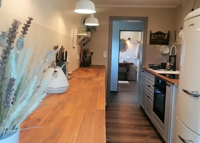 Haus Sandstein Glück Biedermann Apartment