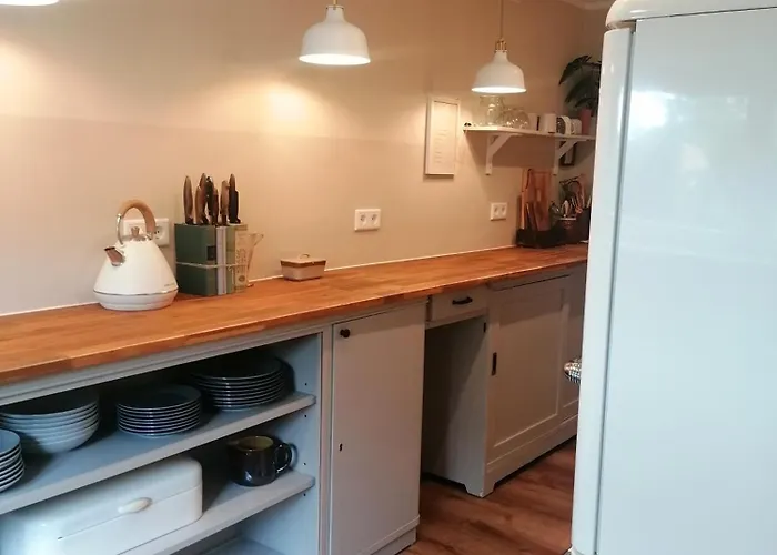 Apartment Haus Sandstein Glück Biedermann