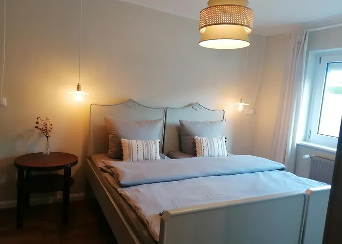 Apartment Haus Sandstein Glück Biedermann